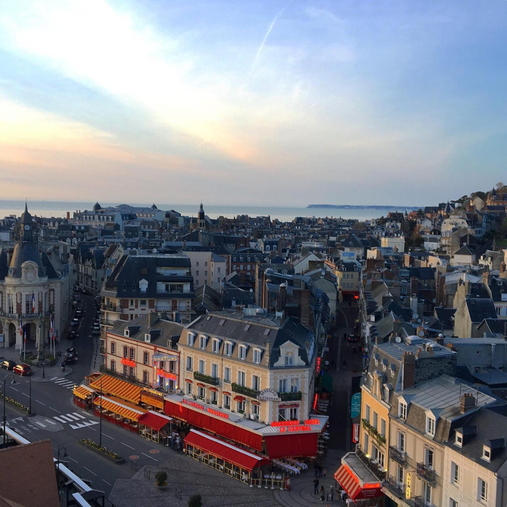 Hotel Le Trouville Esterno foto